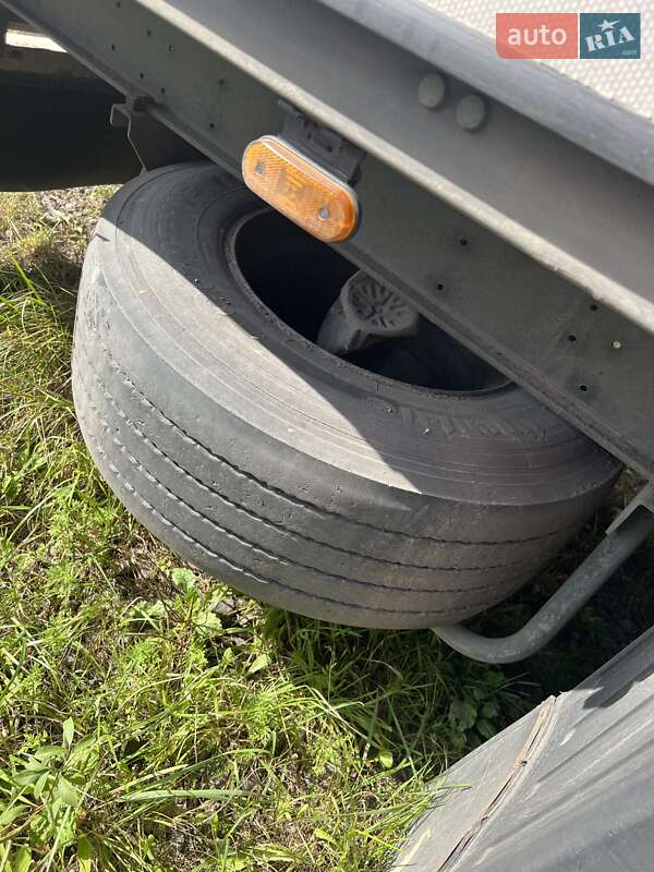 Тентованный борт (штора) - полуприцеп Schmitz Cargobull SCB S3B 2011 в Львове