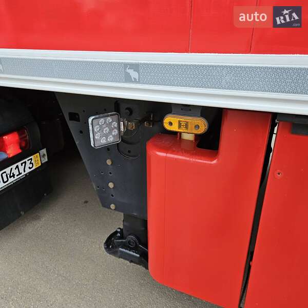 Рефрижератор полуприцеп Schmitz Cargobull SCB S3B 2013 в Кривом Роге