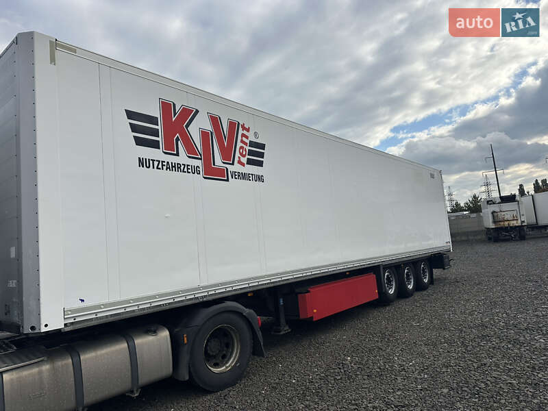 Фургон напівпричіп Schmitz Cargobull SCB S3B 2015 в Луцьку фото 3 Фургон напівпричіп Schmitz Cargobull SCB S3B 2015 в Луцьку