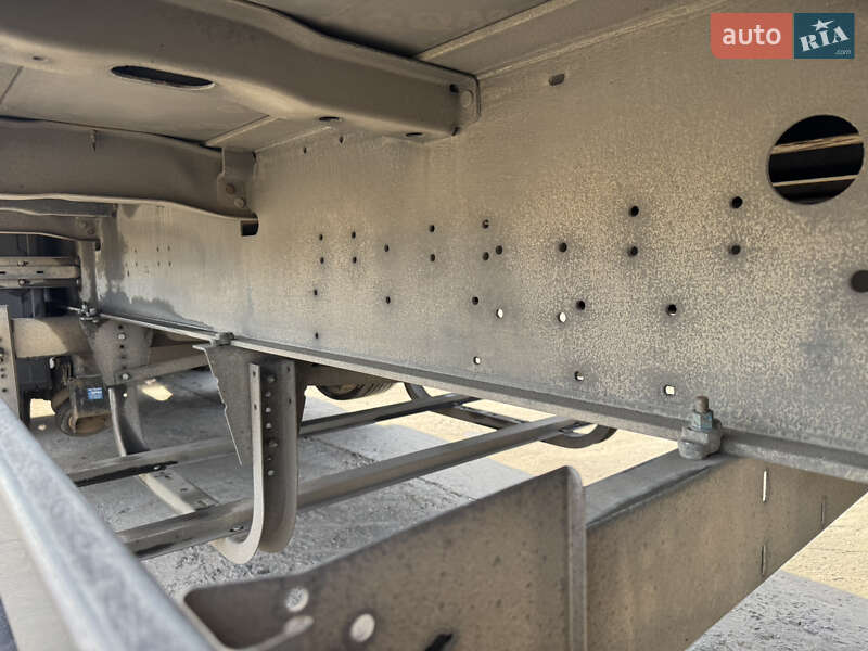 Тентований борт (штора) - напівпричіп Schmitz Cargobull SCB S3B 2012 в Вараші фото 21 Тентований борт (штора) - напівпричіп Schmitz Cargobull SCB S3B 2012 в Вараші