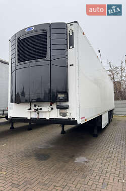 Рефрижератор полуприцеп Schmitz Cargobull SCB S3B 2015 в Виннице