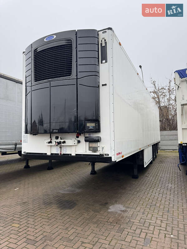 Рефрижератор полуприцеп Schmitz Cargobull SCB S3B 2015 в Виннице