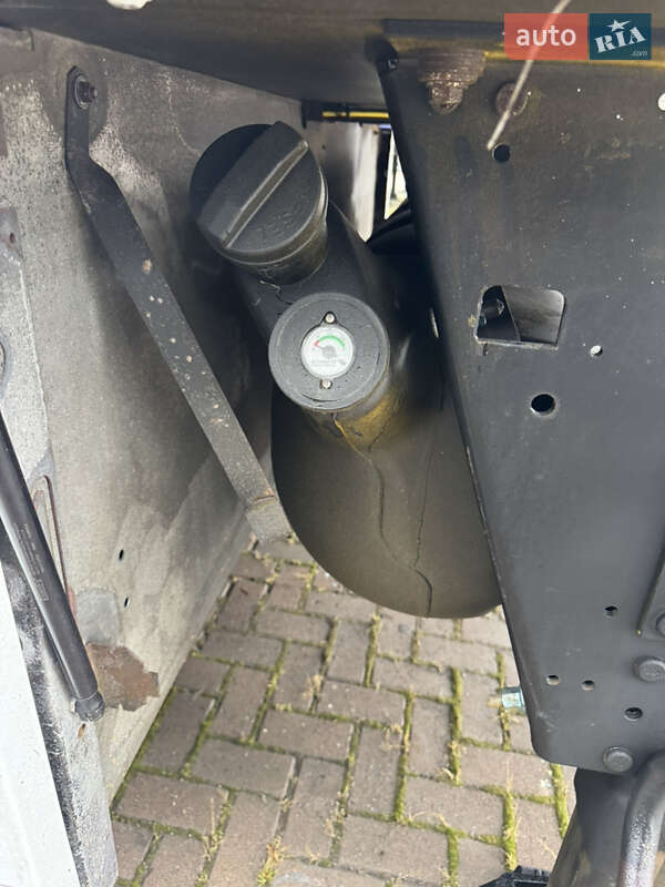 Рефрижератор полуприцеп Schmitz Cargobull SCB S3B 2015 в Виннице