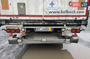 Бортовой полуприцеп Schmitz Cargobull SCB S3B 2018 в Луцке