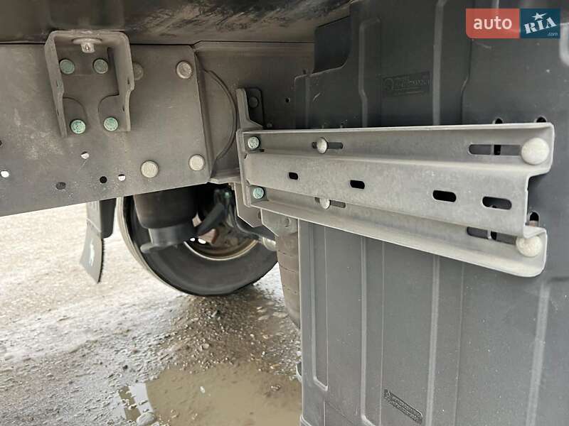 Рефрижератор напівпричіп Schmitz Cargobull SCB S3B 2018 в Чернівцях