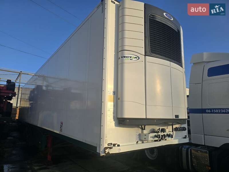 Рефрижератор напівпричіп Schmitz Cargobull SCB S3B 2015 в Одесі фото 33 Рефрижератор напівпричіп Schmitz Cargobull SCB S3B 2015 в Одесі