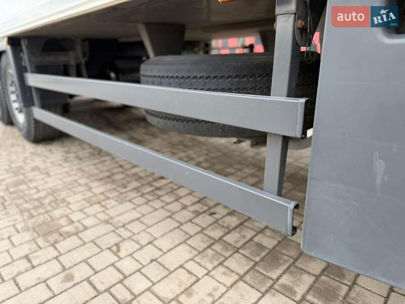 Рефрижератор полуприцеп Schmitz Cargobull SCB S3B 2018 в Ровно