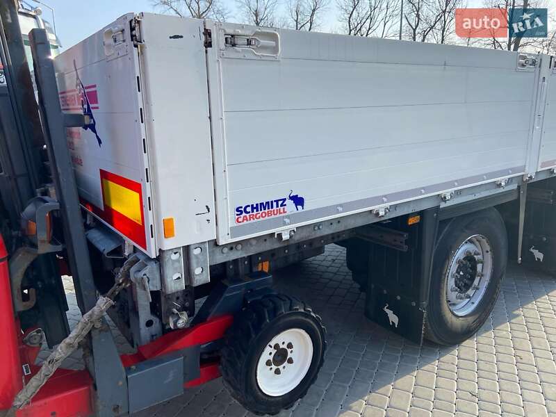 Бортовий напівпричіп Schmitz Cargobull SCB S3T 2019 в Заліщиках