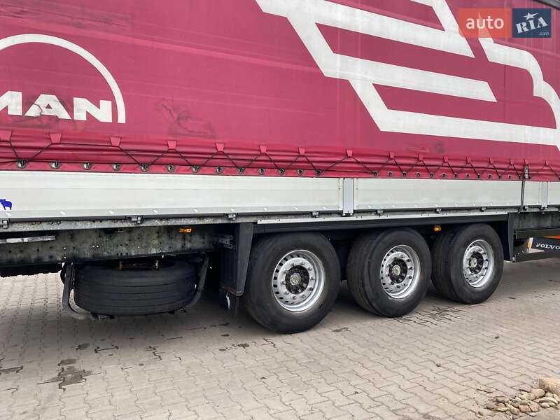 Тентованный борт (штора) - полуприцеп Schmitz Cargobull SCB S3T 2015 в Коломые