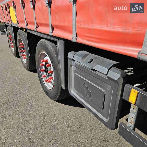 Тентований борт (штора) - напівпричіп Schmitz Cargobull SCB S3T 2015 в Кривому Розі