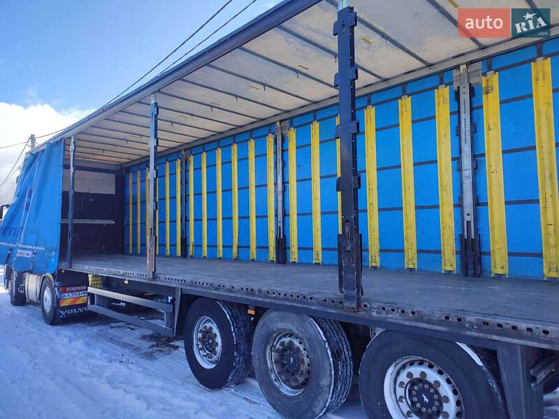 Тентований борт (штора) - напівпричіп Schmitz Cargobull SCB S3T 2015 в Києві