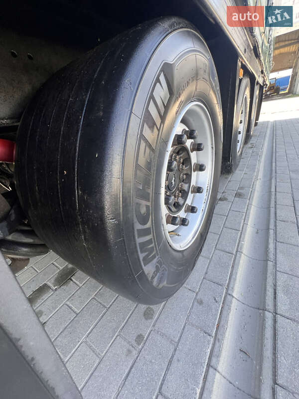 Тентований борт (штора) - напівпричіп Schmitz Cargobull SCB S3T 2016 в Тячеві