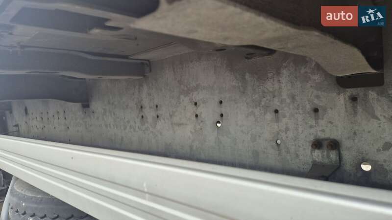 Тентований борт (штора) - напівпричіп Schmitz Cargobull SCB S3T 2013 в Сарнах