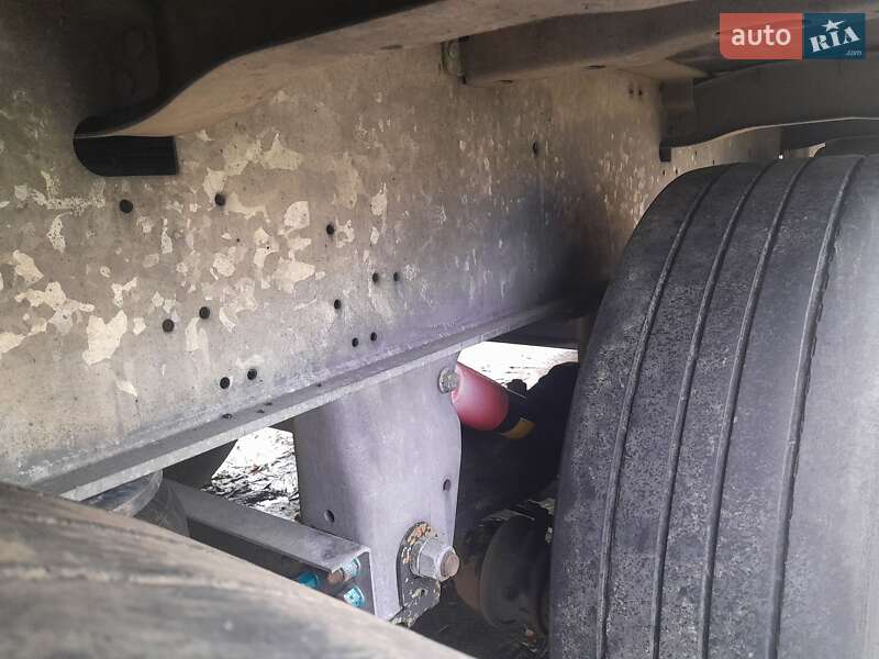 Тентованный борт (штора) - полуприцеп Schmitz Cargobull SCB S3T 2014 в Надворной