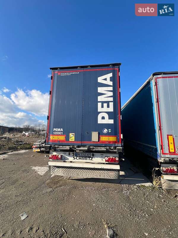 Тентований борт (штора) - напівпричіп Schmitz Cargobull SCB S3T 2015 в Рівному