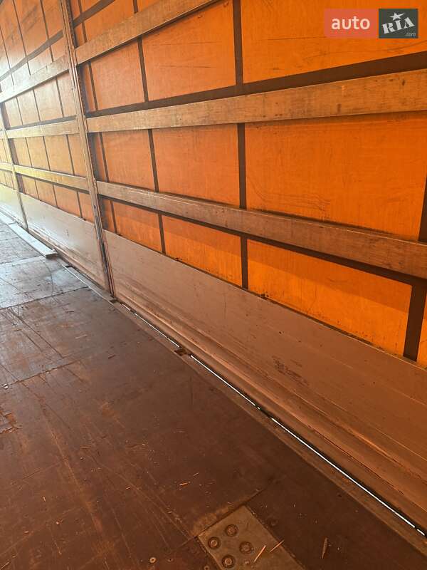 Тентованный борт (штора) - полуприцеп Schmitz Cargobull SCB S3T 2016 в Черновцах