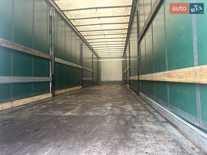 Тентованный борт (штора) - полуприцеп Schmitz Cargobull SCB S3T 2013 в Калуше фото 9 Тентованный борт (штора) - полуприцеп Schmitz Cargobull SCB S3T 2013 в Калуше