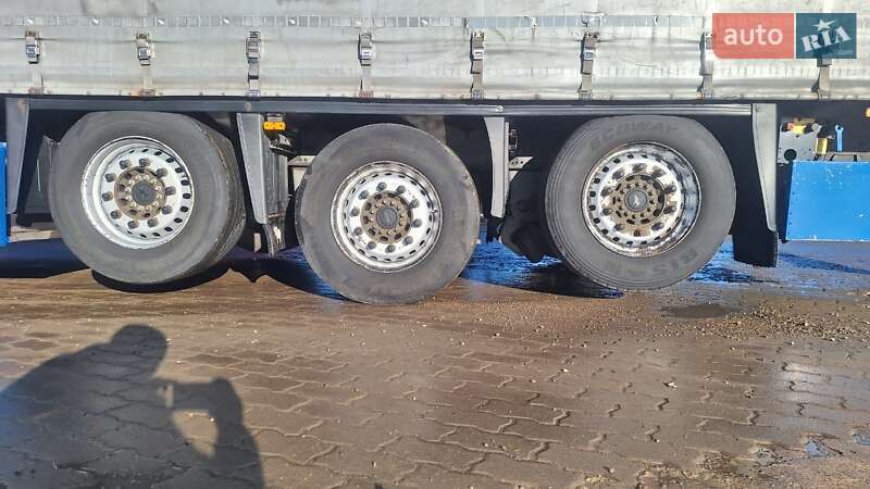 Тентований борт (штора) - напівпричіп Schmitz Cargobull SCB S3T 2014 в Калуші