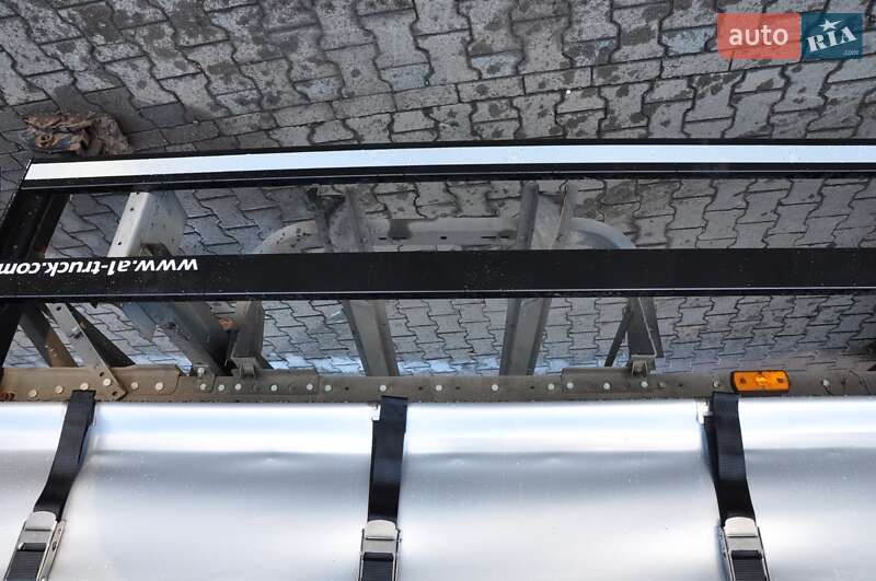 Тентованный борт (штора) - полуприцеп Schmitz Cargobull SCB S3T 2017 в Ровно