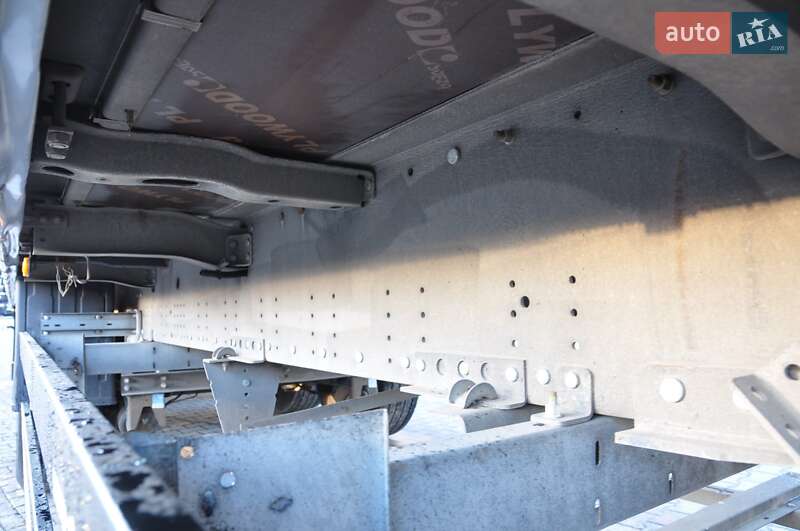 Тентованный борт (штора) - полуприцеп Schmitz Cargobull SCB S3T 2017 в Ровно