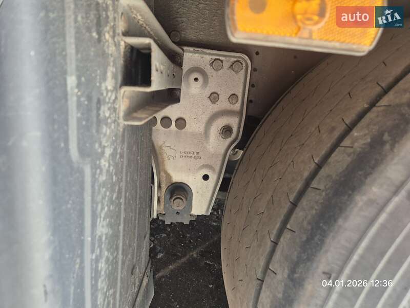 Тентованный борт (штора) - полуприцеп Schmitz Cargobull SCB S3T 2017 в Ковеле фото 4 Тентованный борт (штора) - полуприцеп Schmitz Cargobull SCB S3T 2017 в Ковеле