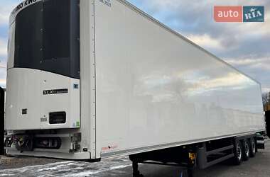 Рефрижератор напівпричіп Schmitz Cargobull SCB S3T 2015 в Рівному