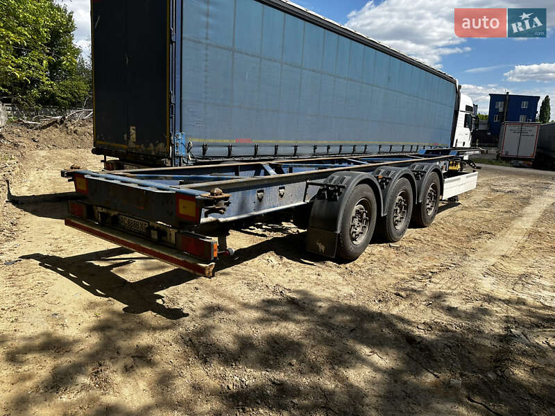 Контейнеровоз напівпричіп Schmitz Cargobull SCF 2013 в Луцьку