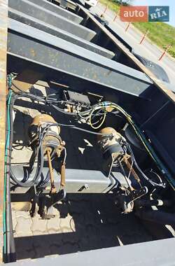 Контейнеровоз полуприцеп Schmitz Cargobull SCF 2005 в Одессе