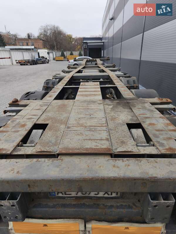 Контейнеровоз Schmitz Cargobull SCF 2007 в Днепре