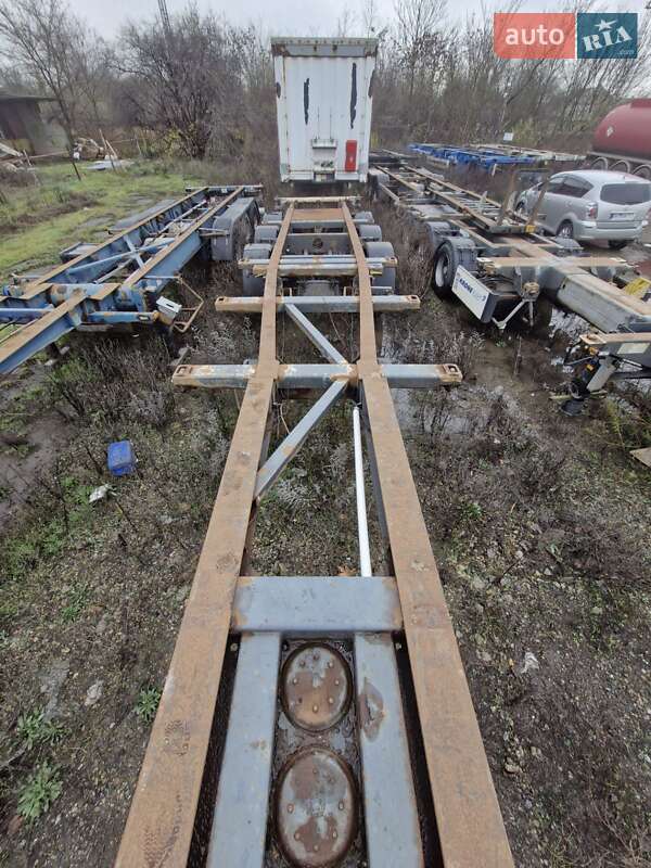 Контейнеровоз напівпричіп Schmitz Cargobull SCF 2000 в Одесі