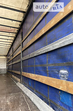 Тентованный борт (штора) - полуприцеп Schmitz Cargobull SCS 24/L 2012 в Хусте