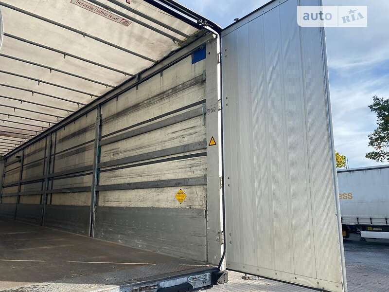 Тентований борт (штора) - напівпричіп Schmitz Cargobull SCS 24/L 2014 в Коломиї