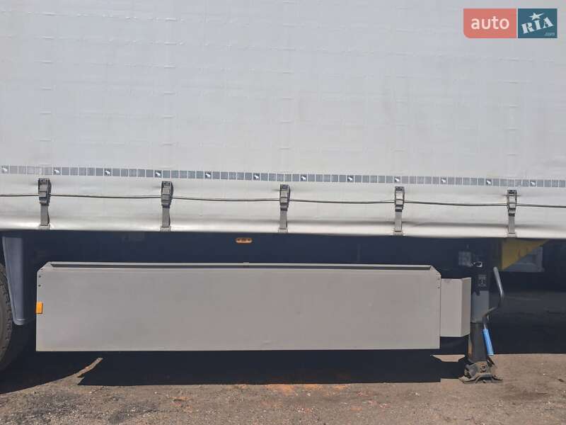 Тентованный борт (штора) - полуприцеп Schmitz Cargobull SCS 24/L 2011 в Кропивницком