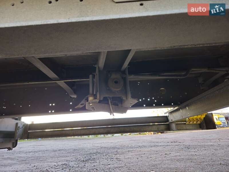 Тентованный борт (штора) - полуприцеп Schmitz Cargobull SCS 24/L 2014 в Шептицькому