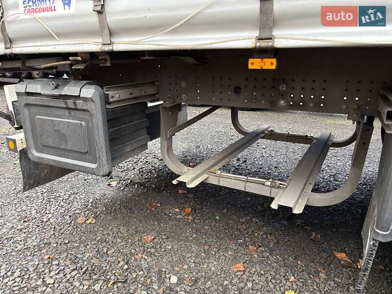 Тентований борт (штора) - напівпричіп Schmitz Cargobull SCS 24/L 2018 в Ковелі