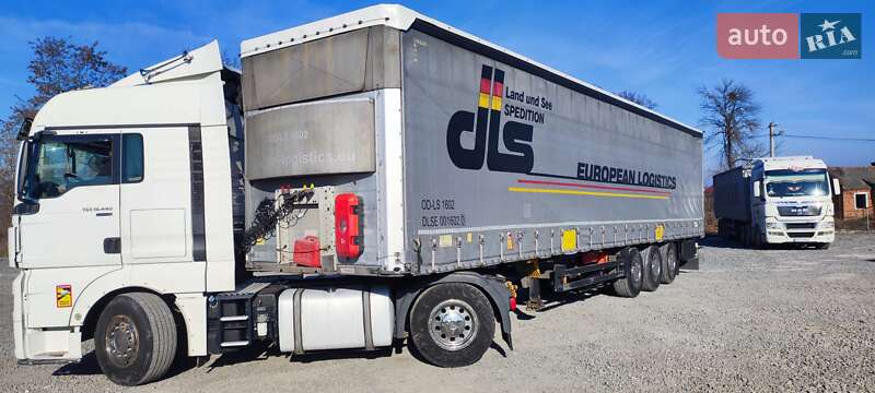 Тентований борт (штора) - напівпричіп Schmitz Cargobull SCS 2013 в Львові