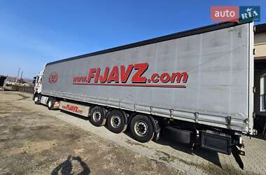 Бортовой полуприцеп Schmitz Cargobull SCS 2013 в 