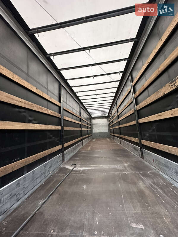 Тентованный борт (штора) - полуприцеп Schmitz Cargobull SCS 2010 в Луцке