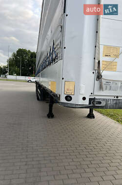 Тентованный борт (штора) - полуприцеп Schmitz Cargobull SCS 2010 в 