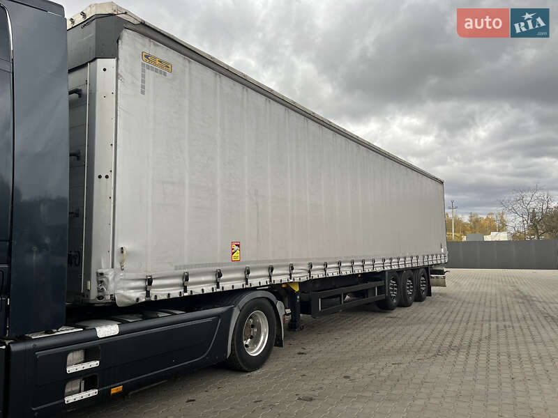 Тентованный борт (штора) - полуприцеп Schmitz Cargobull SCS 2013 в Долине