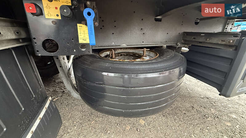 Тентований борт (штора) - напівпричіп Schmitz Cargobull SCS 2011 в Києві