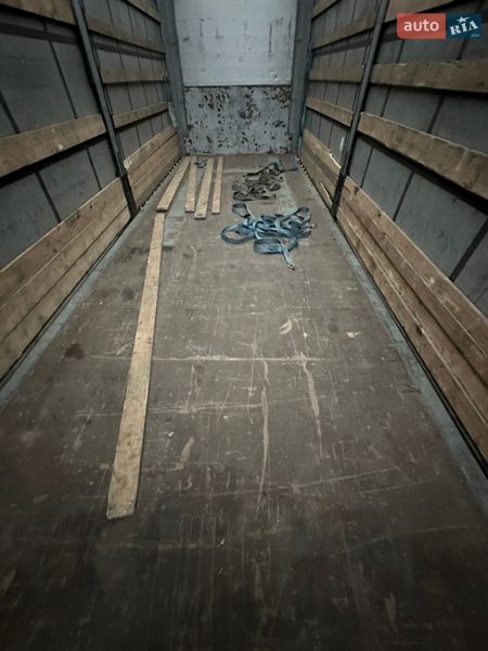 Тентованный борт (штора) - полуприцеп Schmitz Cargobull SCS 2017 в Львове