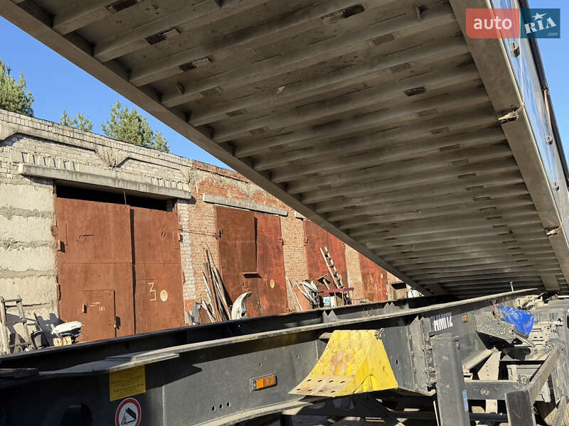Зерновоз - полуприцеп Schmitz Cargobull SGF S3 2015 в Ровно