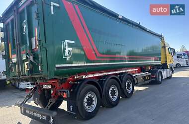 Самоскид напівпричіп Schmitz Cargobull SGF S3 2015 в 