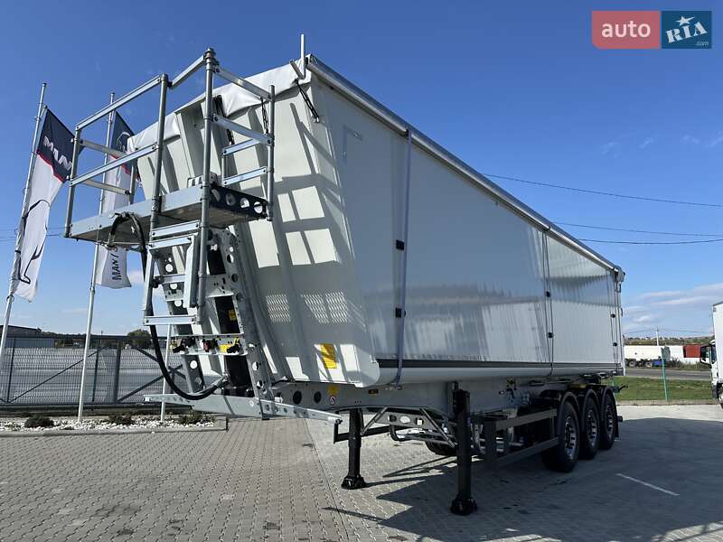 Самоскид напівпричіп Schmitz Cargobull SKI 2024 в Чернівцях