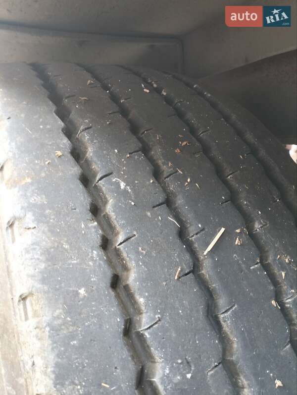 Зерновоз - полуприцеп Schmitz Cargobull SKI 2004 в Тернополе