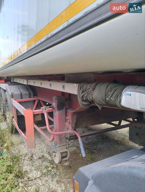 Зерновоз - полуприцеп Schmitz Cargobull SKI 2004 в Тернополе