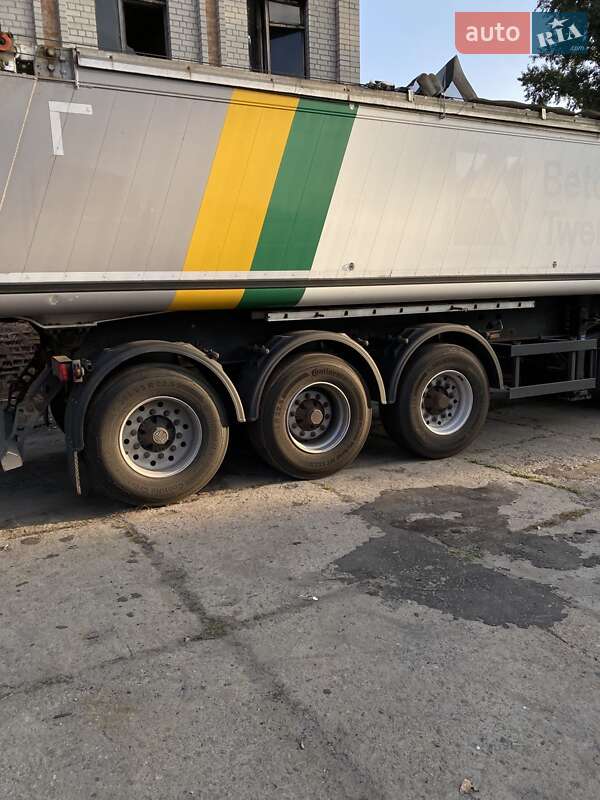 Самосвал полуприцеп Schmitz Cargobull SKI 2011 в Кременчуге