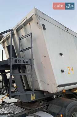 Самосвал полуприцеп Schmitz Cargobull SKI 2005 в 