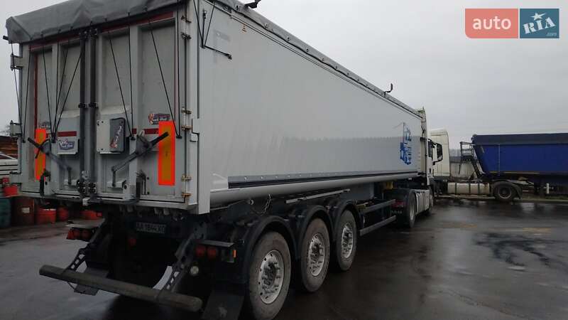 Самоскид напівпричіп Schmitz Cargobull SKI 2018 в  фото Самоскид напівпричіп Schmitz Cargobull SKI 2018 в
